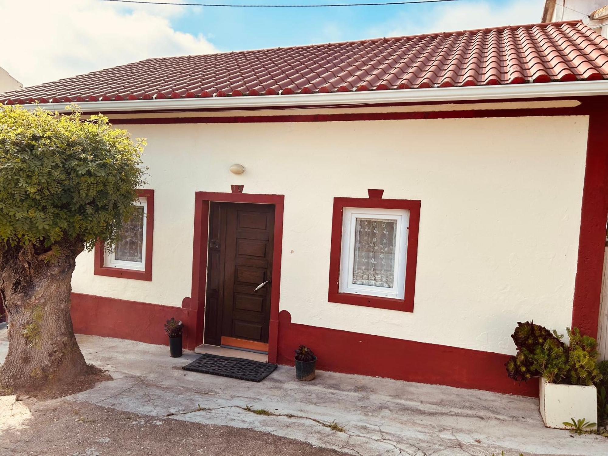 Mae Home Carril Caldas Da Rainha Eksteriør billede